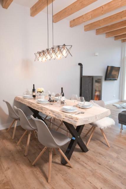 Ferienwohnung Otto-Dill-Halle Elmstein Экстерьер фото